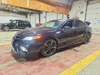 4T1B61HK9JU****** Salvage and Wrecked 2018 Toyota Camry in Newburgh