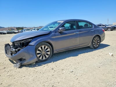 1HGCR2F76FA****** 2015 Honda Accord