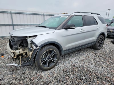 1FM5K8GT1FG****** 2015 Ford Explorer