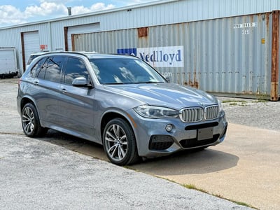 5UXKR6C55F0****** 2015 BMW X5