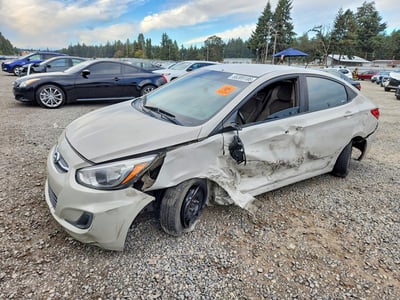 KMHCT4AE3HU****** 2017 Hyundai Accent