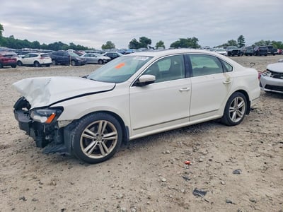 1VWCV7A36FC****** 2015 Volkswagen Passat