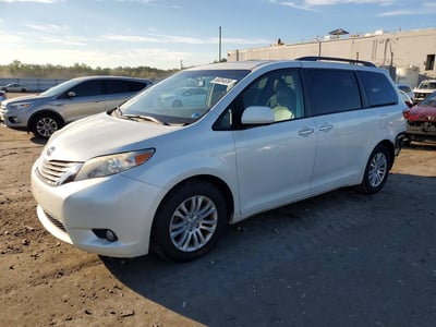 5TDYK3DC2GS****** 2016 Toyota Sienna