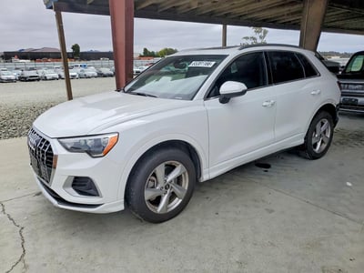 WA1AUCF3XM1****** 2021 Audi Q3