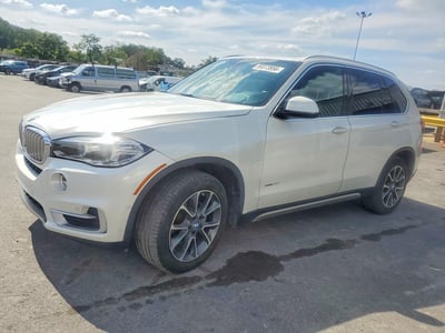 5UXKR0C57J0****** 2018 BMW X5