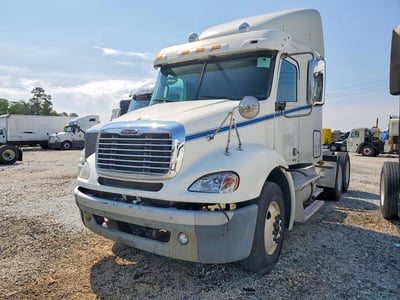 1FVXFAA88CL****** 2012 Freightliner Columbia 112