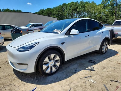 7SAYGDEE1PA****** 2023 Tesla Model Y