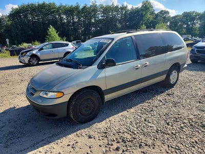 1B4GP44G7YB****** 2000 Dodge Caravan