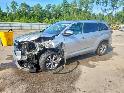 5TDKKRFH0FS****** 2015 Toyota Highlander