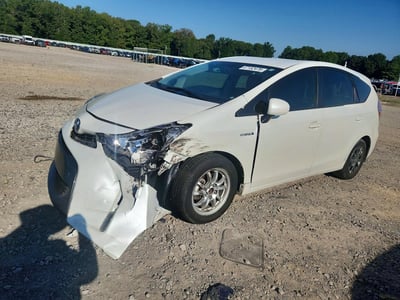 JTDZN3EU4HJ****** 2017 Toyota Prius V