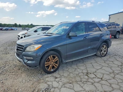 4JGDA5JB2FA****** 2015 Mercedes-Benz M-Class