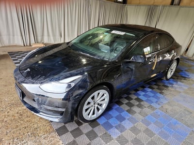5YJ3E1EA8NF****** 2022 Tesla Model 3
