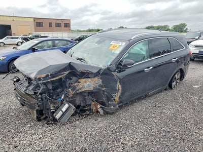 5XYPHDA59KG****** 2019 Kia Sorento