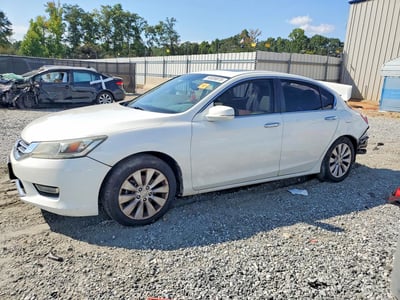 1HGCR2F88DA****** 2013 Honda Accord