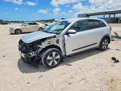 KNDCB3LC1H5****** 2017 Kia Niro