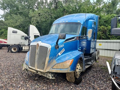1XKYDP9X0PJ****** 2023 Kenworth T680