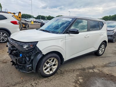 KNDJ23AUXP7****** 2023 Kia Soul