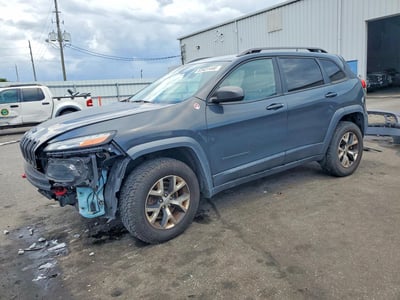 1C4PJMBS7GW****** 2016 Jeep Cherokee