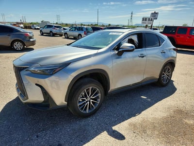 2T2GKCEZ8NC****** 2022 Lexus NX