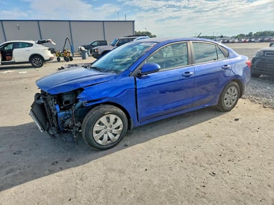 3KPA24AD4LE****** 2020 Kia Rio