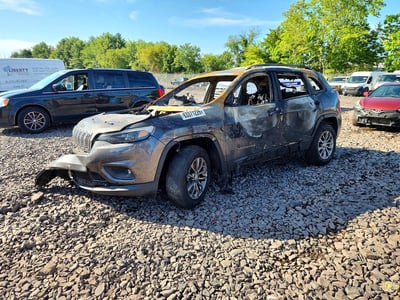 1C4PJMLB3KD****** 2019 Chrysler Cherokee