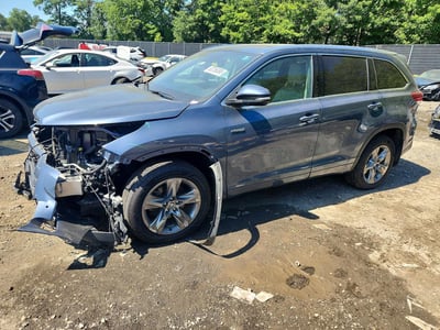 5TDDGRFHXKS****** 2019 Toyota Highlander