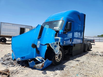 3AKJHHDR2RS****** 2024 Freightliner Cascadia