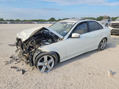 WDDGF5EB1BR****** 2011 Mercedes-Benz C-Class