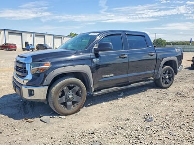 5TFEY5F12FX****** 2015 Toyota Tundra