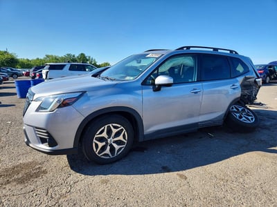 JF2SKADC6NH****** 2022 Subaru Forester