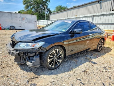 1HGCT1B84GA****** 2016 Honda Accord