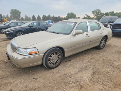 2010 Lincoln Town Car