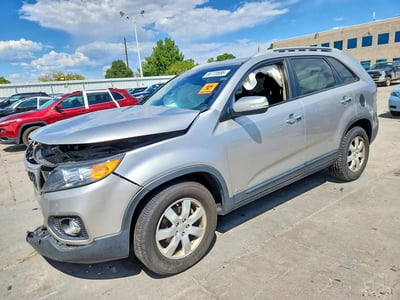 5XYKTDA69DG****** 2013 Kia Sorento