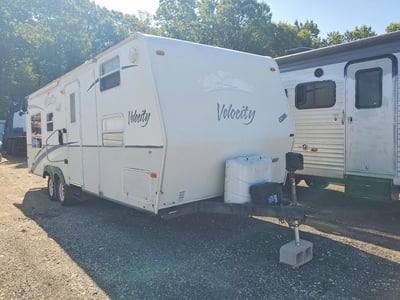 5P62B296566****** 2006 Coachmen Velocity