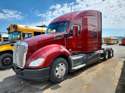 1XKYDP9X8GJ****** 2016 Kenworth T680