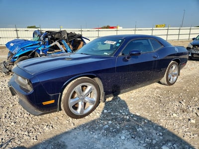 2C3CDYAG7EH****** 2014 Dodge Challenger