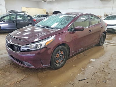 3KPFK4A78HE****** 2017 Kia Forte