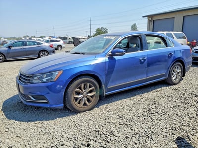 1VWAT7A37HC****** 2017 Volkswagen Passat