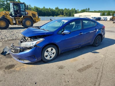 3KPFK4A7XHE****** 2017 Kia Forte