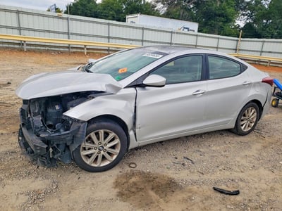 KMHDH4AE3FU****** 2015 Hyundai Elantra