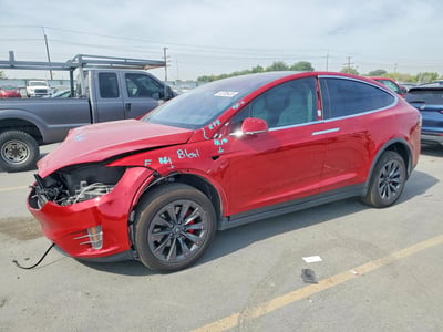 5YJXCBE44JF****** 2018 Tesla Model X
