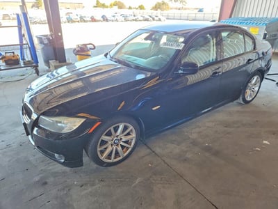 WBAPH5G5XBN****** 2011 BMW 3 Series