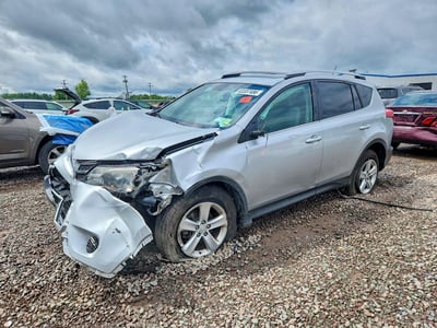 2T3RFREV8EW****** 2014 Toyota RAV4