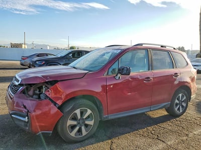 JF2SJAGC2JH****** 2018 Subaru Forester