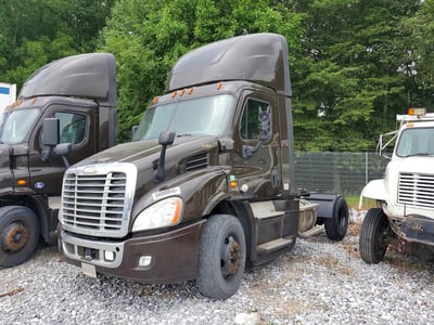 1FUBGBDVXHL****** 2017 Freightliner Cascadia 113