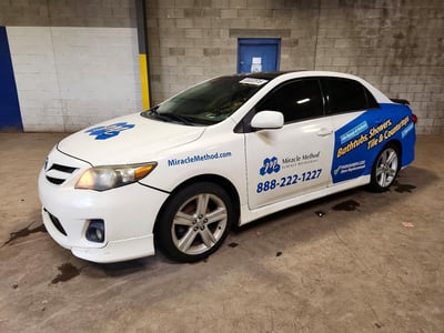 2T1BU4EE2DC****** 2013 Toyota Corolla