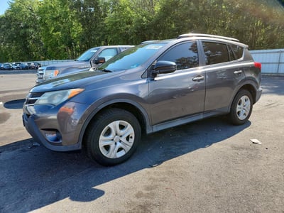 2T3BFREV7FW****** 2015 Toyota RAV4