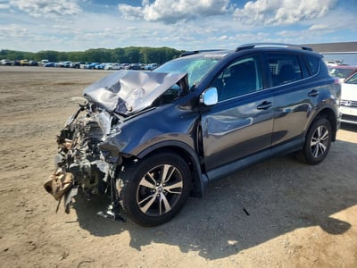 2T3RFREV2JW****** 2018 Toyota RAV4