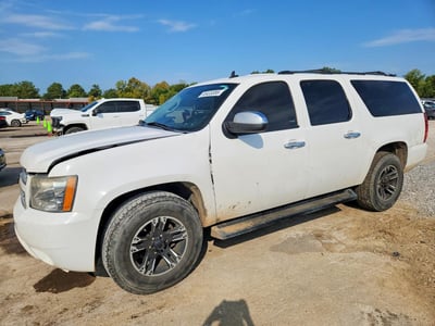 1GNSCJE02DR****** 2013 Chevrolet Suburban