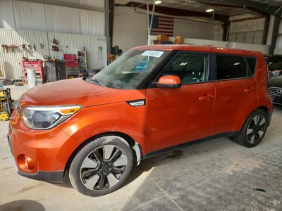 KNDJP3A56K7****** 2019 Kia Soul